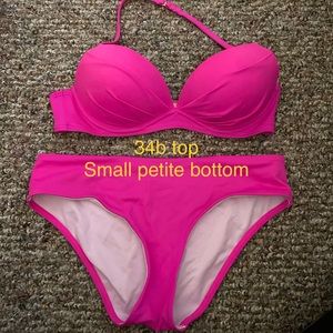 Victoria’s Secret bombshell pink swim set
